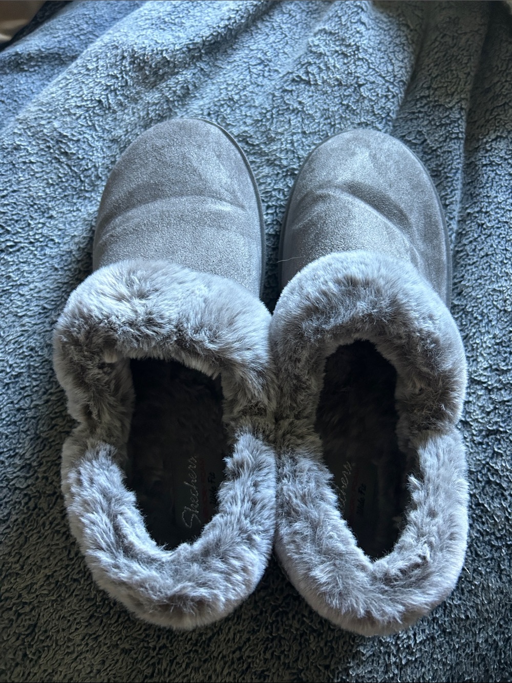 Sketchers Cozy Faux-Fur Lined Slip-On Slippers — Gray
